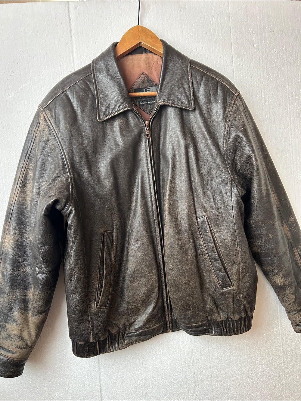 Vintage 90’s J Ferrar Distressed Men's Lambskin Leather Bomber Jacket Size Med.